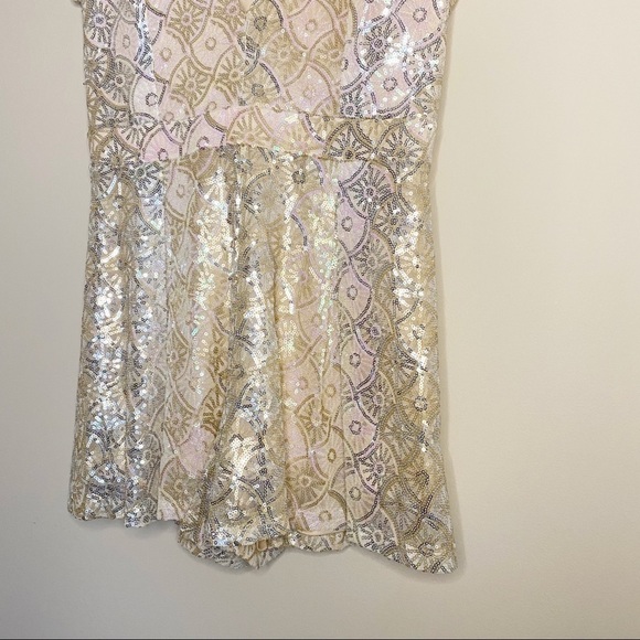 Sequin Party Romper in Champagne by 4SI3NNA size small Swifty Glitter Showgirl - Picture 6 of 8